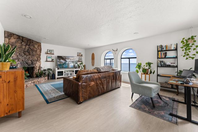 1421 San Elijo Avenue, Cardiff by the Sea CA: https://media.crmls.org/mediaz/84431524-7afb-4fd5-8638-87e804aea169.jpg