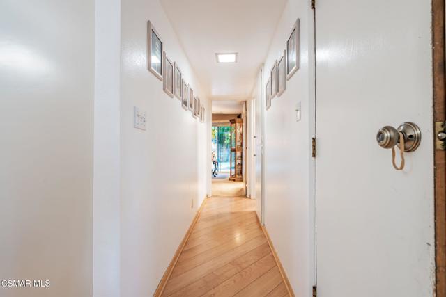 76 Robbins Court, Simi Valley CA: https://media.crmls.org/mediaz/8444701e-cd7b-40a7-9edb-175092e2c6be.jpg