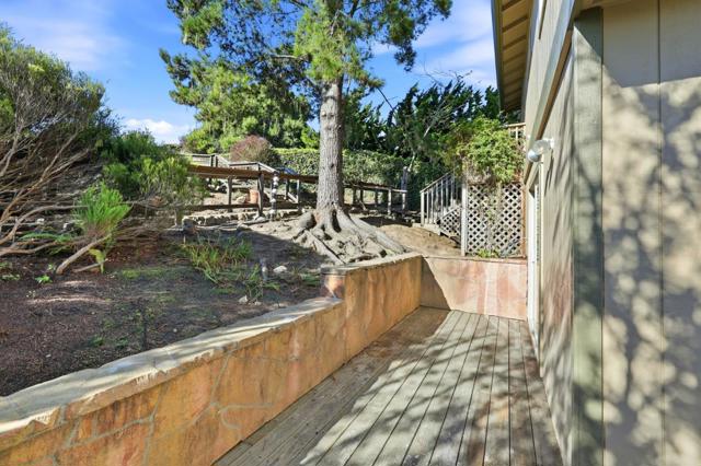 455 Avenue Portola, El Granada CA: https://media.crmls.org/mediaz/8446fd25-4e37-4526-bed9-0aa79ba71fb0.jpg