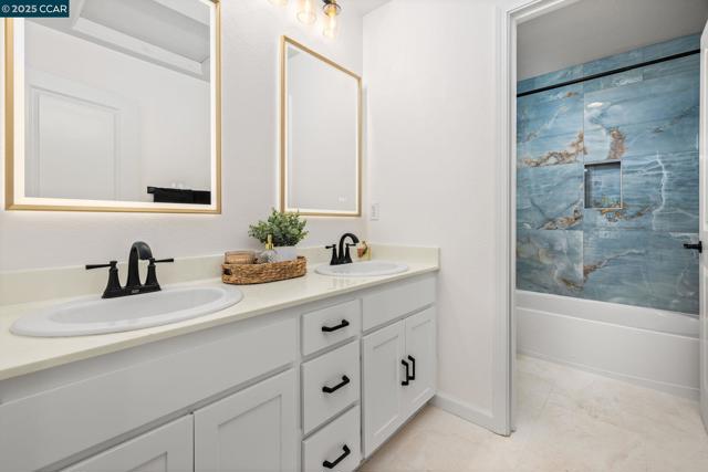 104 Silva Ct, Martinez CA: https://media.crmls.org/mediaz/84479e95-555a-4c67-a80e-2cd8141f7b41.jpg