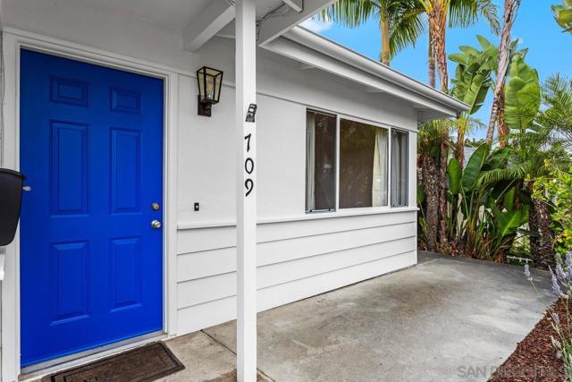 709 Sunflower St, Encinitas CA: https://media.crmls.org/mediaz/844815a2-79ca-499d-a25c-0a0f9673bcee.jpg