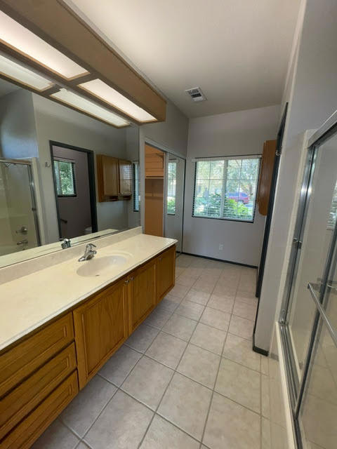 230 Strada Fortuna, Palm Desert CA: https://media.crmls.org/mediaz/84483abd-ff30-47ef-82f8-679d41d193a7.jpg