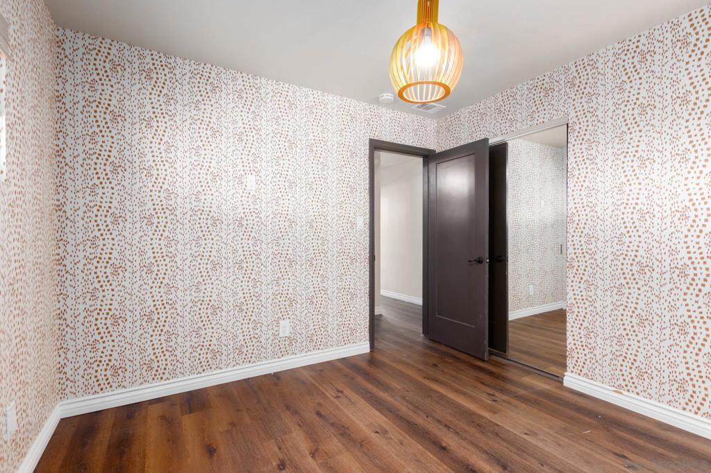 1880 Catalina Blvd - photo 11