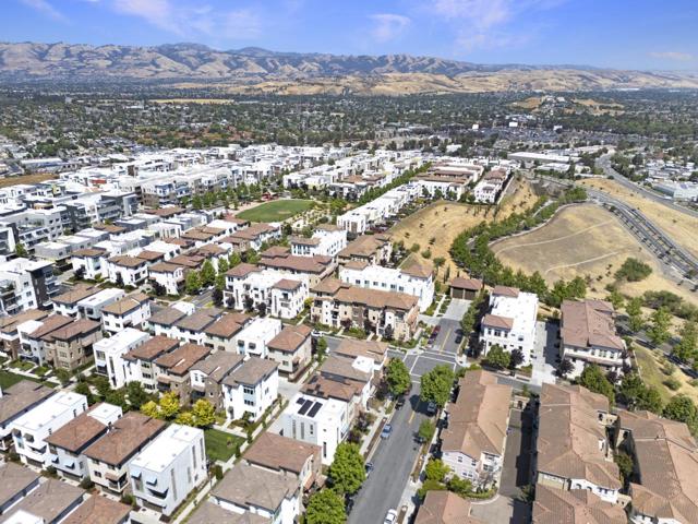 3079 Manuel Loop, San Jose CA: https://media.crmls.org/mediaz/8448ffc4-bbe0-4502-95c8-dfff3be2c1af.jpg