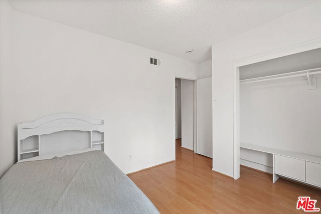 3245 Altura Avenue, 8 photo 31