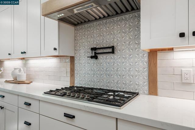 267 Valle Vista Dr, Danville CA: https://media.crmls.org/mediaz/844b4725-4114-4291-85f4-9238f14d3224.jpg