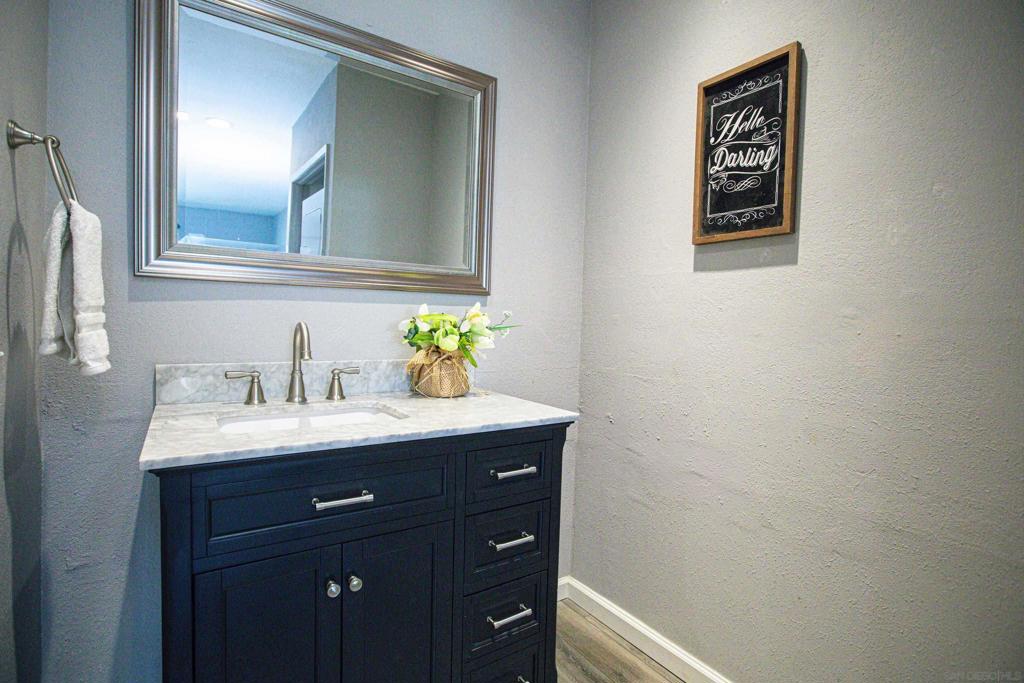 MLS #250036591SD image #12