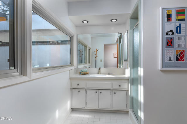 1570 Old House Road, Pasadena CA: https://media.crmls.org/mediaz/844cb411-5a6d-4b59-be37-1a7fc2b56bc4.jpg