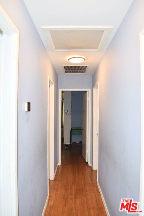 812 W Fernfield Drive, Monterey Park CA: https://media.crmls.org/mediaz/844cef18-de6e-48ca-8f2b-0c721cb5f06a.jpg