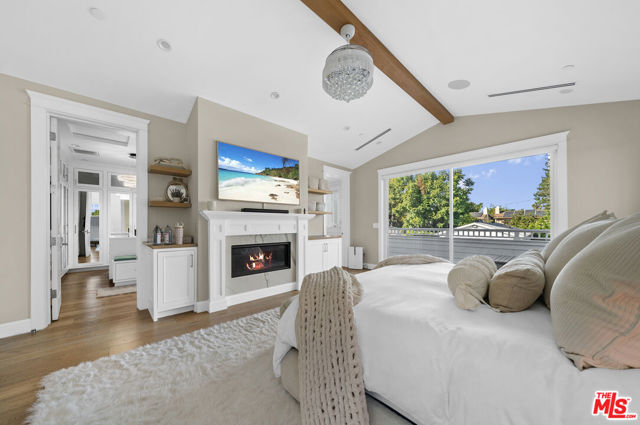 12345 Huston Street, Valley Village CA: https://media.crmls.org/mediaz/844e1173-bae5-42a3-844c-e2d01489a362.jpg