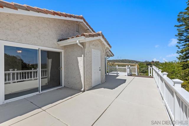 3049 Millar Ranch Rd, Spring Valley CA: https://media.crmls.org/mediaz/844e470d-ae23-4f97-8065-c311f3c92999.jpg