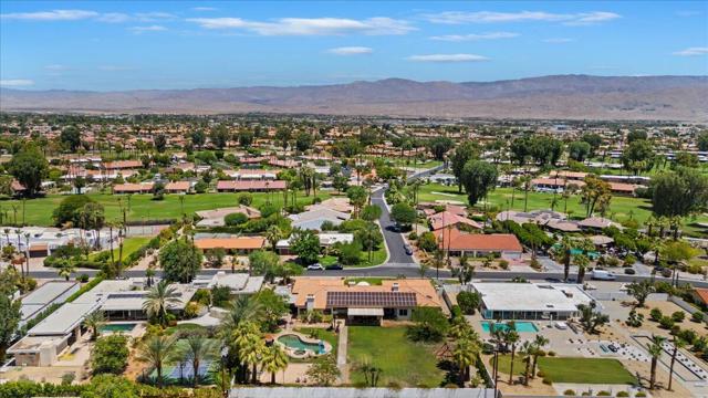 78925 Starlight Lane, Bermuda Dunes CA: https://media.crmls.org/mediaz/844f011e-5f3d-4fc5-8892-3df843115621.jpg