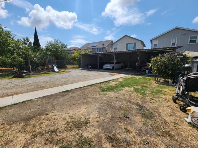 9499 E St, Oakland, California 94603, ,Multi-Family,For Sale,E St,41075656