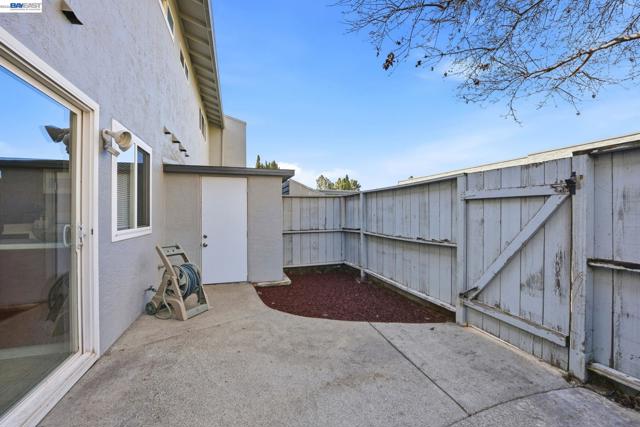 Image 29 of 39 For 34597 Bluestone Cmn