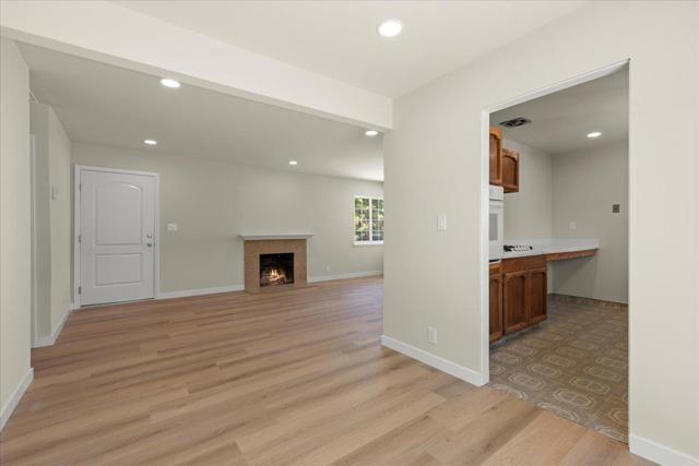 2206 San Antonio Place, Santa Clara CA: https://media.crmls.org/mediaz/844fff9a-d1f2-4b51-a7a8-7b39d5119035.jpg