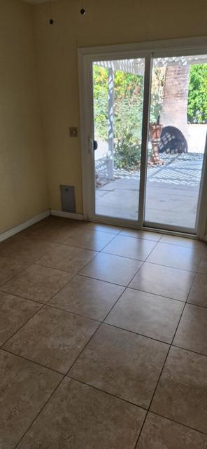 2272 N Starr Road, Palm Springs CA: https://media.crmls.org/mediaz/845063aa-2982-4851-8546-6bffdcb115e7.jpg