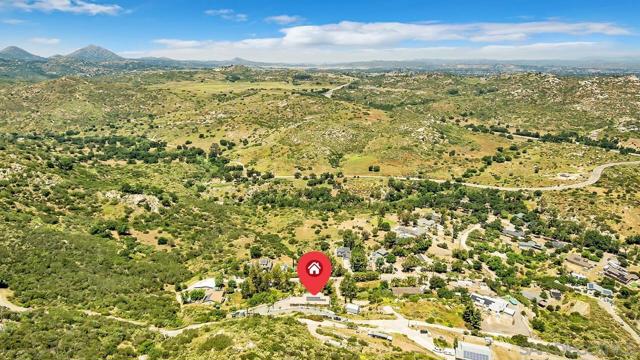 22318 Casa De Carol, Ramona CA: https://media.crmls.org/mediaz/845097e7-b025-48f1-ab16-eb95fb5c42e1.jpg