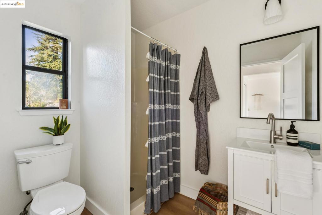 MLS #41118589 image #40