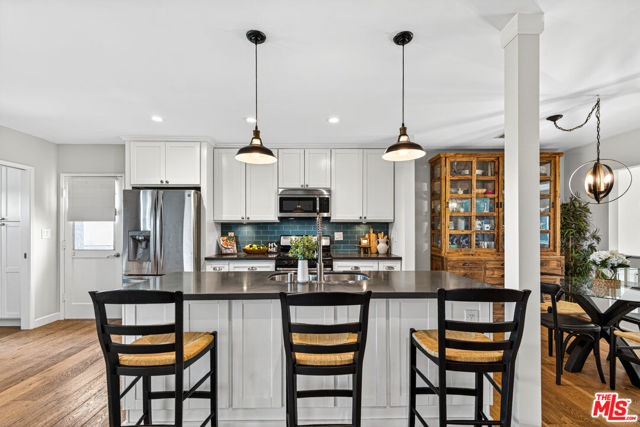 644 Hampton Road photo 2