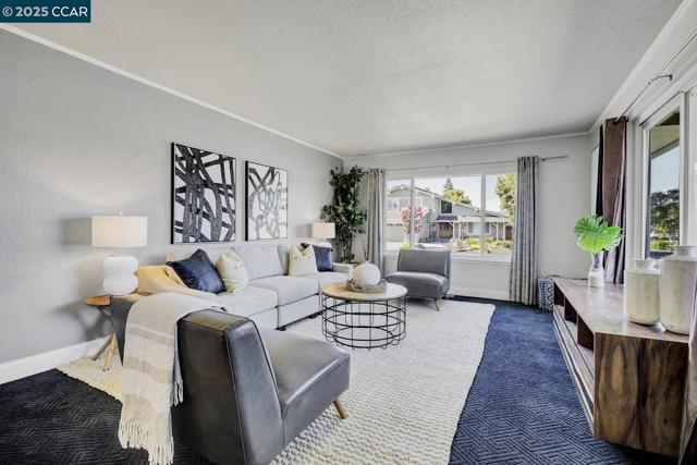 3958 W Las Positas Blvd, Pleasanton CA: https://media.crmls.org/mediaz/8453c14f-089b-40f5-8a0f-22e49bf6f851.jpg