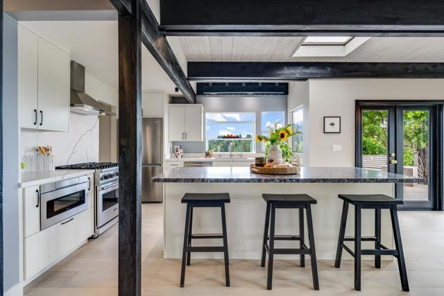 407 Quail Run, Aptos CA: https://media.crmls.org/mediaz/84542ed4-5dab-4737-82f1-6fb7161c8560.jpg