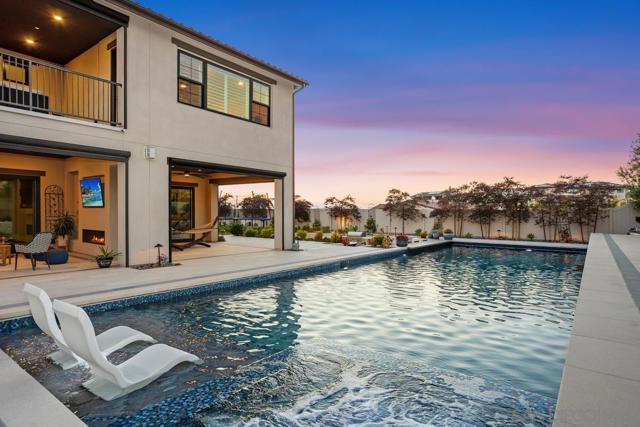 8416 Hidden Cove Way, San Diego CA: https://media.crmls.org/mediaz/8454f0c1-9387-4c69-a30b-f2c1dc633200.jpg