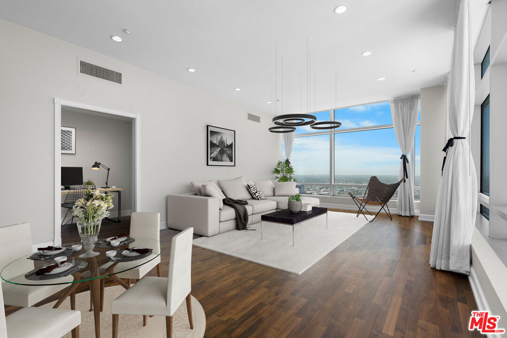 900 W Olympic Boulevard Unit 44B