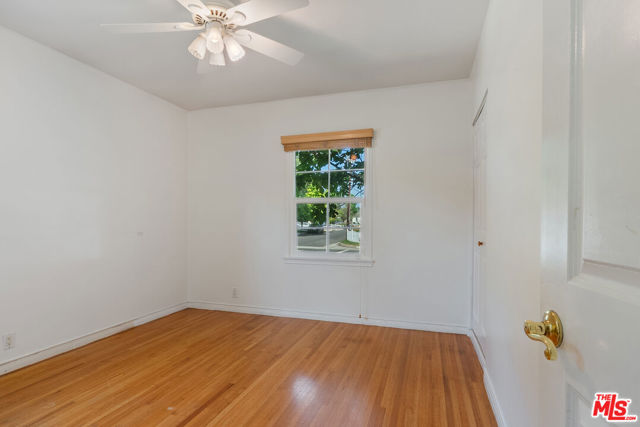4659 Morse Avenue, Sherman Oaks CA: https://media.crmls.org/mediaz/8456b270-f546-4d67-b1ed-28993baef9c7.jpg