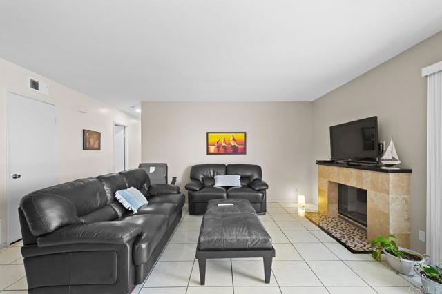 Detail Gallery Image 10 of 24 For 7549 Goode St, San Diego,  CA 92139 - 3 Beds | 2 Baths