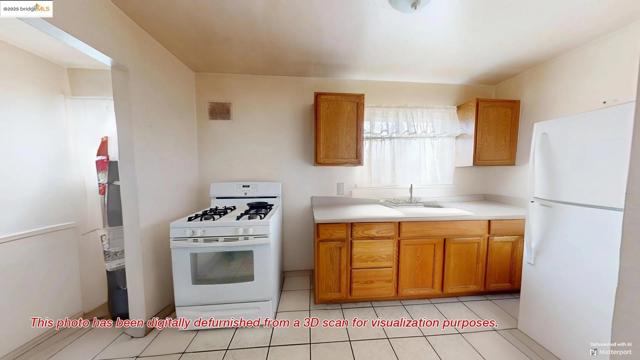 1259 Carrison St, Berkeley CA: https://media.crmls.org/mediaz/8457f592-ee70-4157-964d-b60abbc207dd.jpg