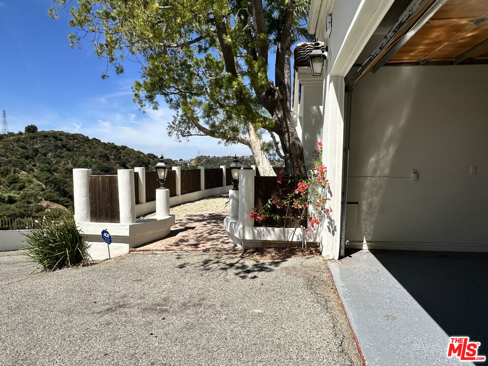 Thumbnail 48