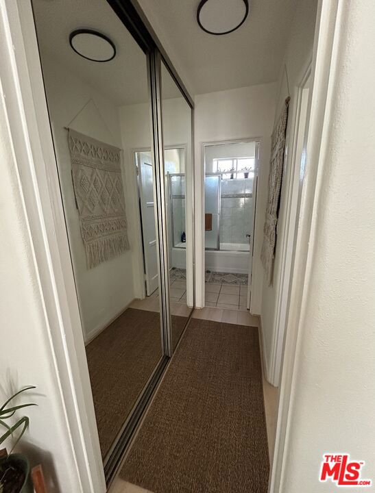 2415 Arizona Avenue, Santa Monica CA: https://media.crmls.org/mediaz/8458a453-c608-4048-b5b1-3131513be671.jpg