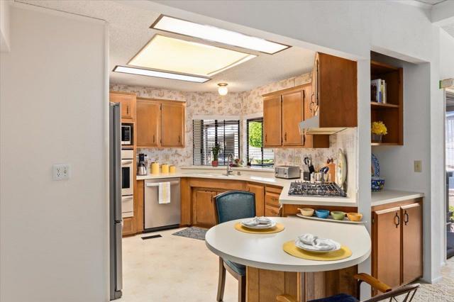 Detail Gallery Image 18 of 59 For 3535 Linda Vista Dr Spc 255,  San Marcos,  CA 92078 - 2 Beds | 2 Baths