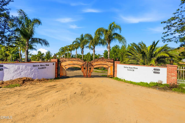 Detail Gallery Image 2 of 24 For 19030 Santa Rosa Mine Rd, Perris,  CA 92570 - 7 Beds | 5 Baths