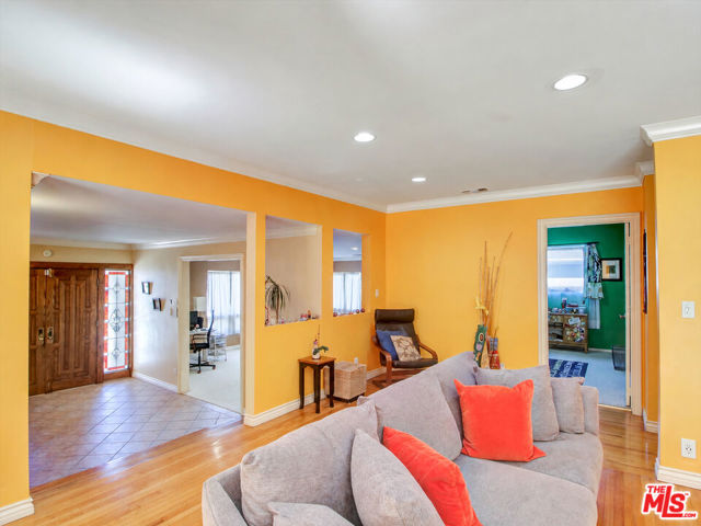 5720 El Rincon Way photo 14