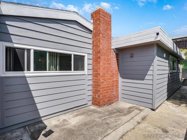 9282 Overton Ave, San Diego, California 92123, 3 Bedrooms Bedrooms, ,3 BathroomsBathrooms,Single Family Residence,For Sale,Overton Ave,250029173SD
