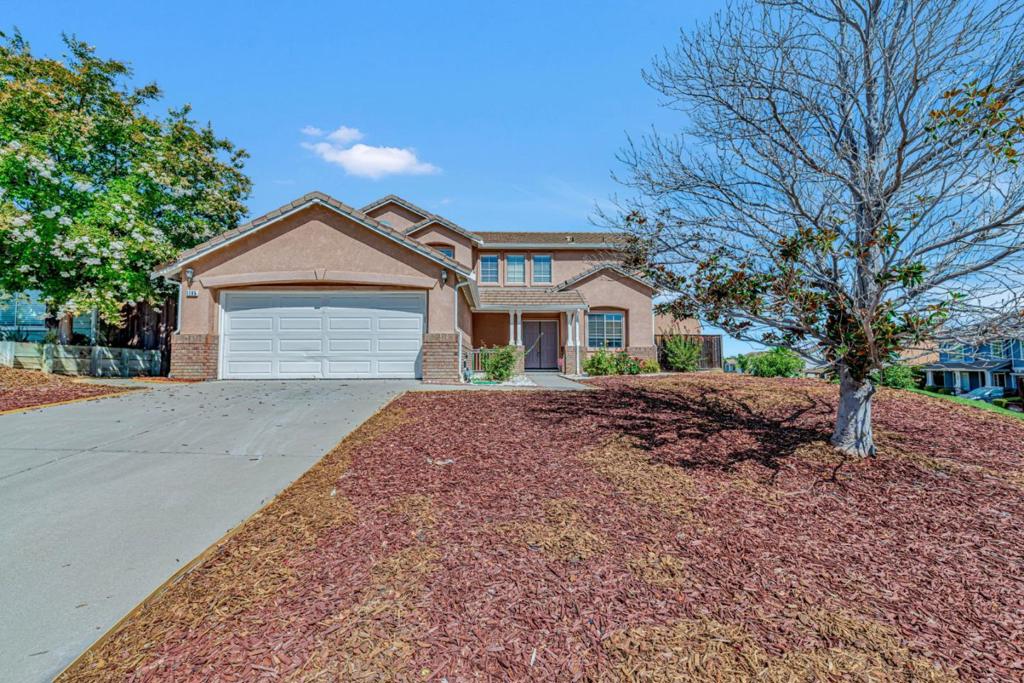 1195 Oak Haven