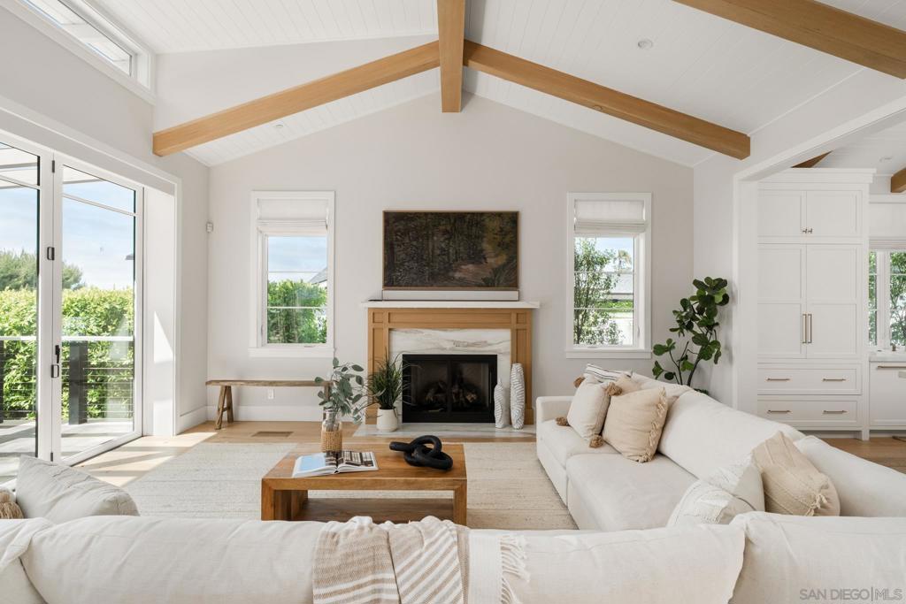 1023 Stratford Ct - photo 9