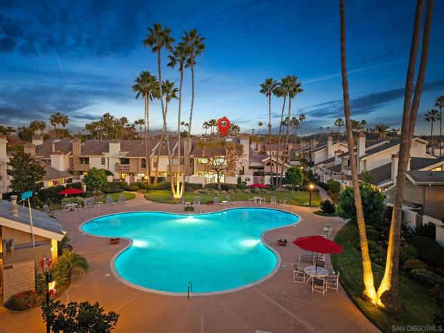 16048 Via Viajera, Rancho Santa Fe CA: https://media.crmls.org/mediaz/845abfce-5e3e-4f40-9941-3cc1b0496fd6.jpg