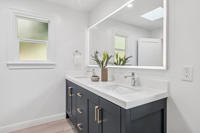 1315 Black Mountain Road, Hillsborough CA: https://media.crmls.org/mediaz/845c222d-0266-45eb-b642-8524c49f0f1c.jpg