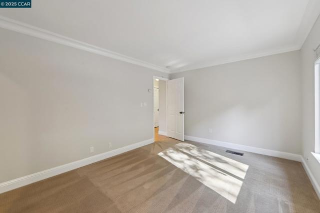20 Broadmoor St, Moraga CA: https://media.crmls.org/mediaz/845d2b7d-9519-4e45-a02e-7a685fd9777b.jpg
