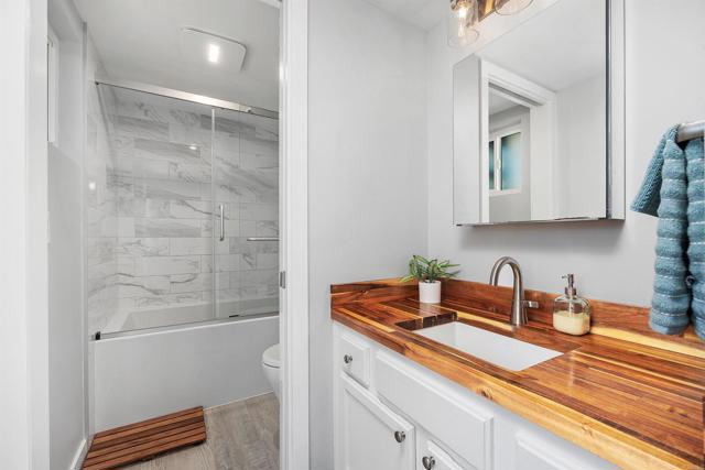 Detail Gallery Image 25 of 45 For 880 Home Ave #G,  Carlsbad,  CA 92008 - 3 Beds | 2/1 Baths