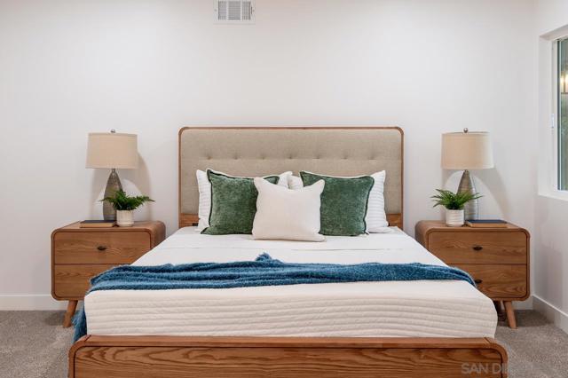 5435 Del Cerro Blvd, San Diego CA: https://media.crmls.org/mediaz/845e68d1-0f8f-4748-a2de-1889c7a1ecaa.jpg