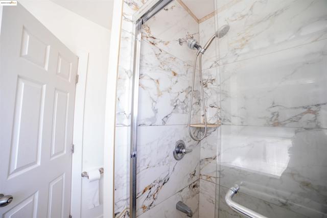 3517 Allendale Ave, Oakland CA: https://media.crmls.org/mediaz/845edfa8-5fe5-4e1b-b572-89c78f2e56df.jpg