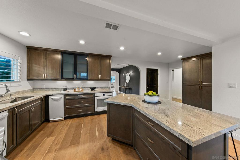 MLS #250043039SD image #23