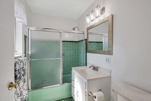 250 San Carlos Avenue, Redwood City CA: https://media.crmls.org/mediaz/845ff9e8-0cd8-42a5-be45-f49511228162.jpg