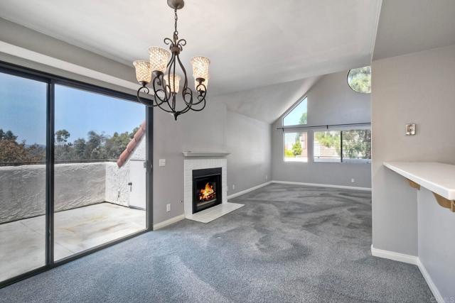 11840 Caminito Ronaldo, San Diego CA: https://media.crmls.org/mediaz/84600582-48c3-42bd-807d-1d13ff05f430.jpg