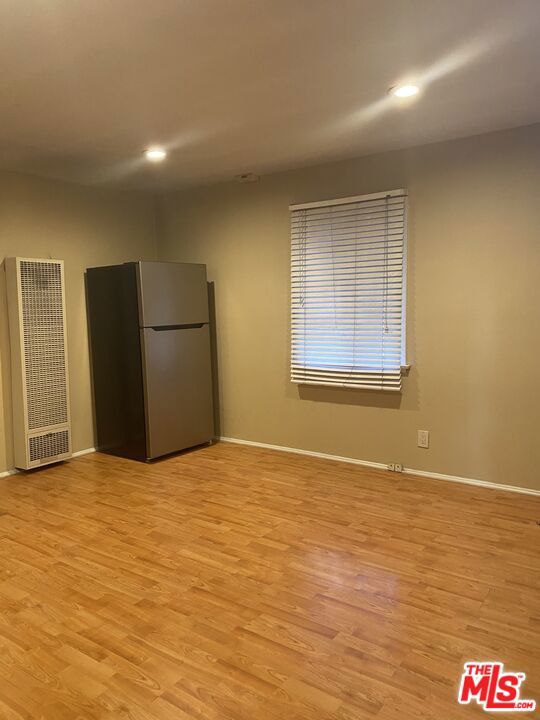 11317 1/2 Iowa Avenue, Los Angeles CA: https://media.crmls.org/mediaz/8461c14d-f7fc-4118-981d-152b29fdad15.jpg