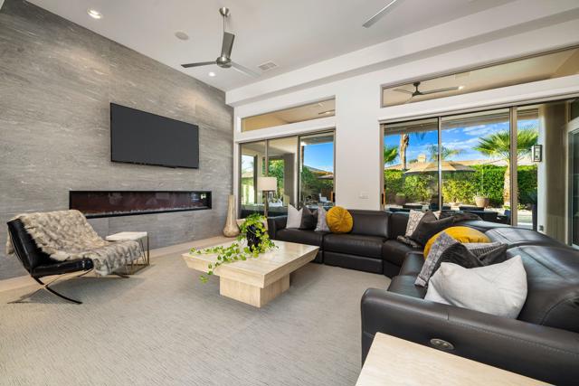 22 Calle La Reina, Rancho Mirage, CA 92270