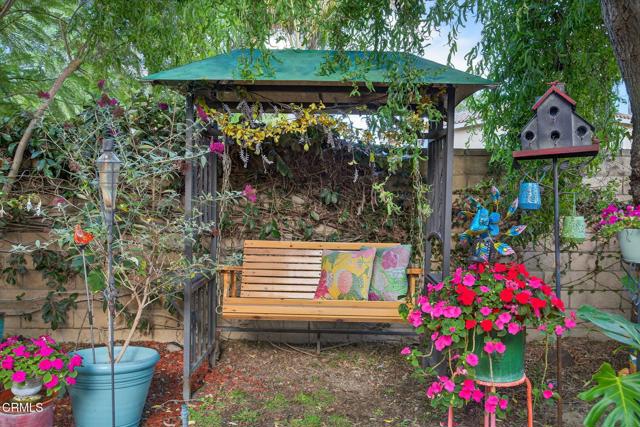 2314 Arcadian Shores Trail, Oxnard CA: https://media.crmls.org/mediaz/846340c2-2413-4d3e-8223-c8468cb8a81d.jpg